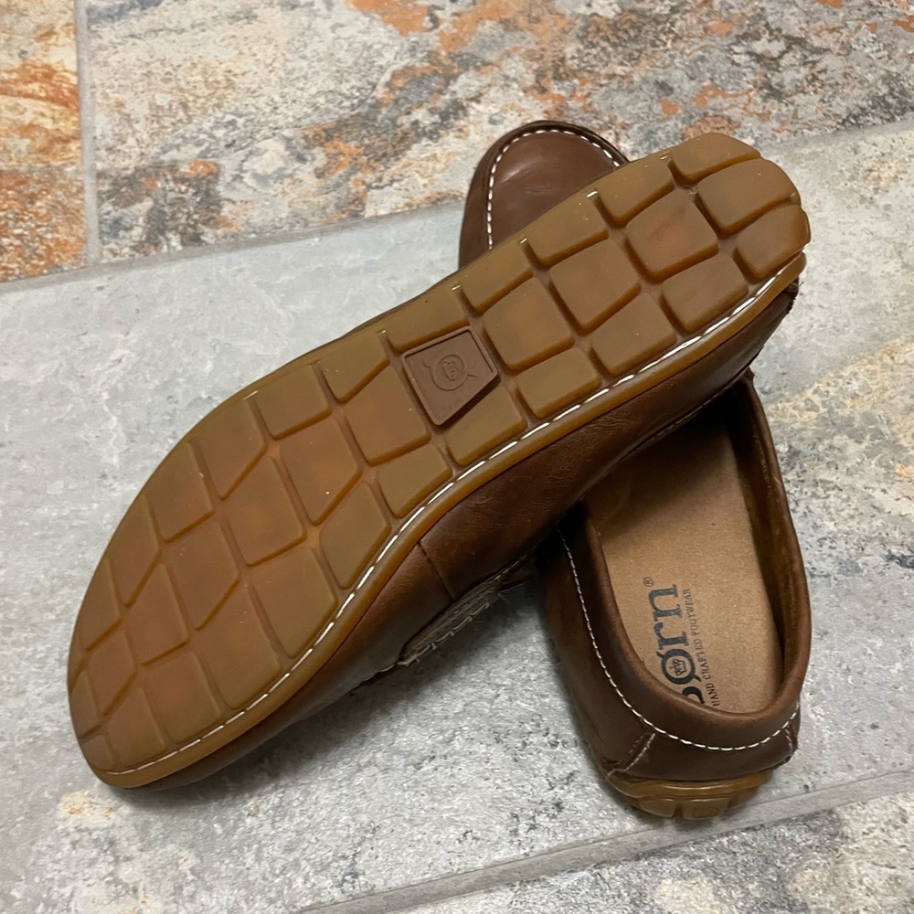 BORN Men's Brown Leather Loafers - Picture 5 of 6